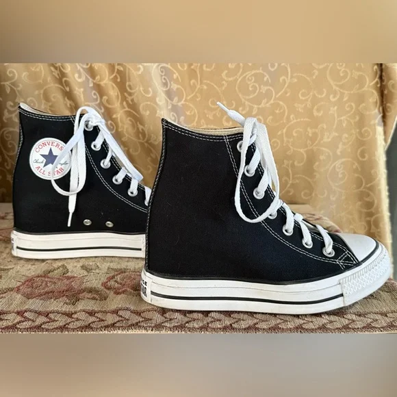Converse Women's Chuck Taylor All Star Wedge Platform Black & White Sneaker Sz 7 - Picture 8 of 14
